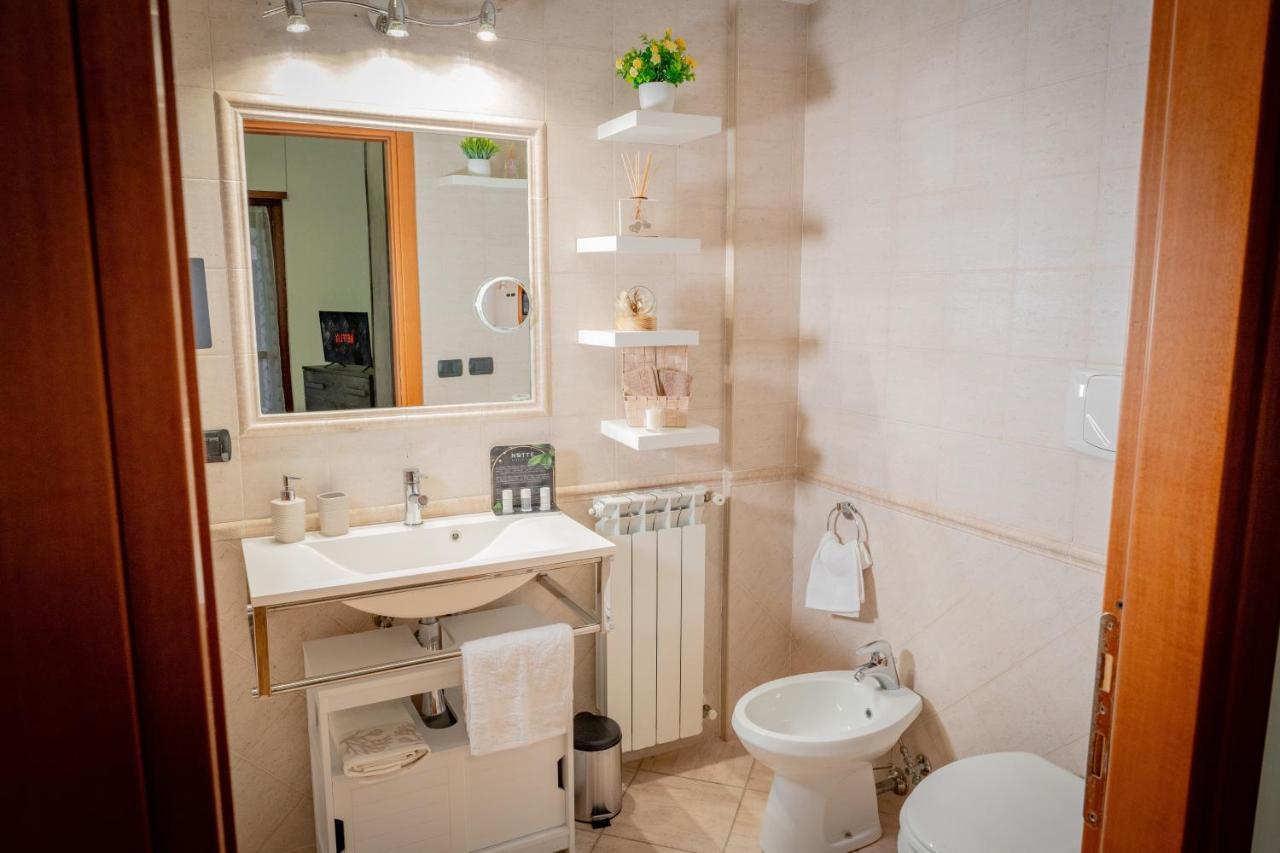 Suite Leonardo Relax 피우미치노 외부 사진